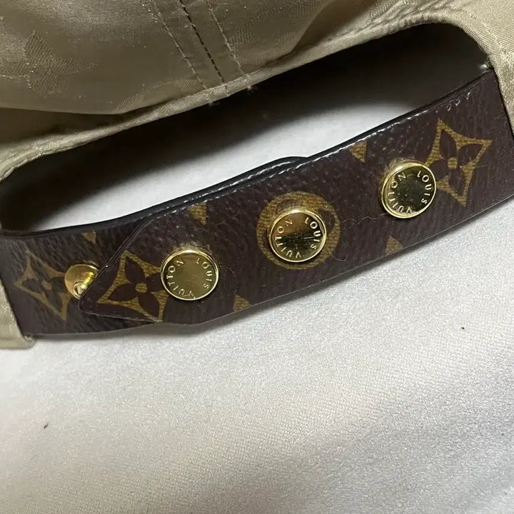 [BUNJANG] Louis Vuitton Monogram Leather Cotton Ball Cap / 루이비통 모노그램 레더 코튼 볼캡/M