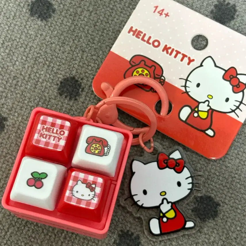 [BUNJANG] Hello Kitty 4-Keycap LED Keyring / *새상품)헬로키티 키캡 4구 소리+LDE 키링