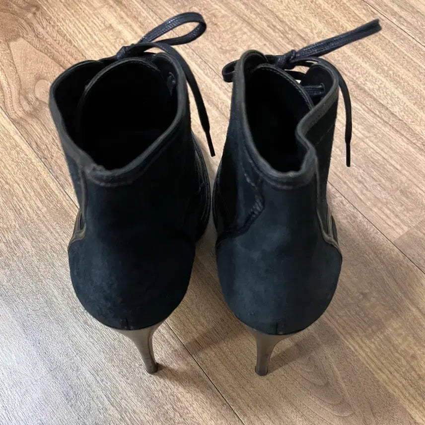 [BUNJANG] Burberry Ankle Boots 38 / 버버리 송치/ 스웨이드 레이스업 앵클 부츠 38