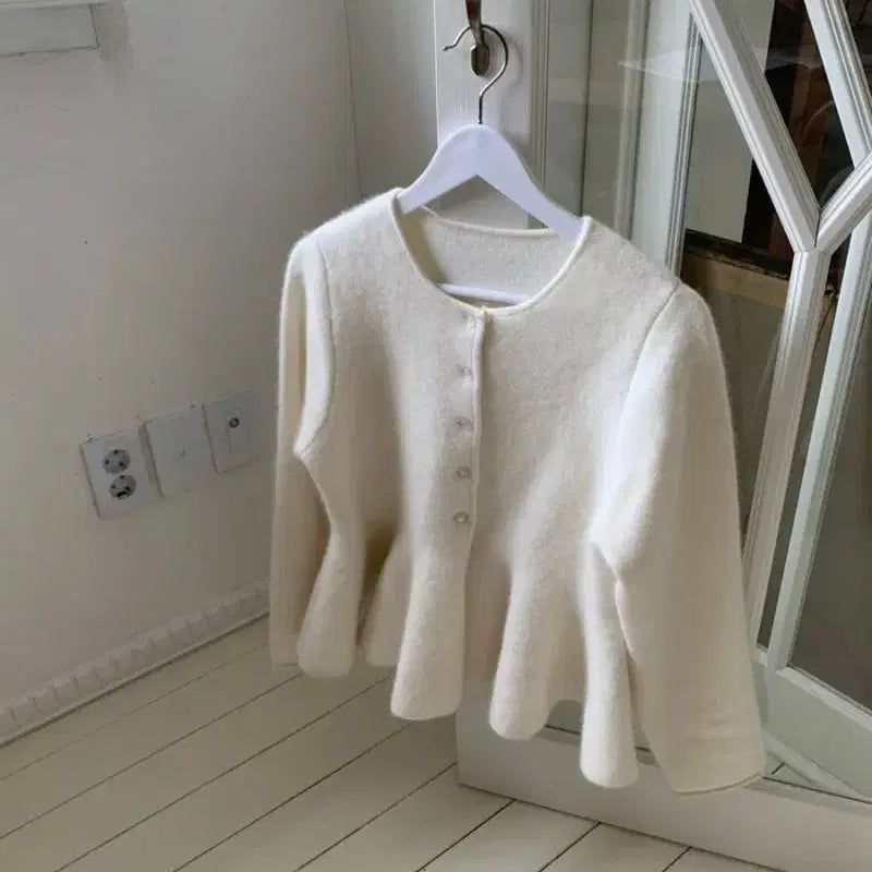 [BUNJANG] Raccoon 100% Flare Knit Cardigan / 라쿤 100 플레어 니트 가디건