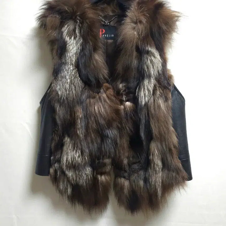 [BUNJANG] Prellin Fox Fur Vest / 프렐린 천연 양가죽 폭스모피 베스트조끼