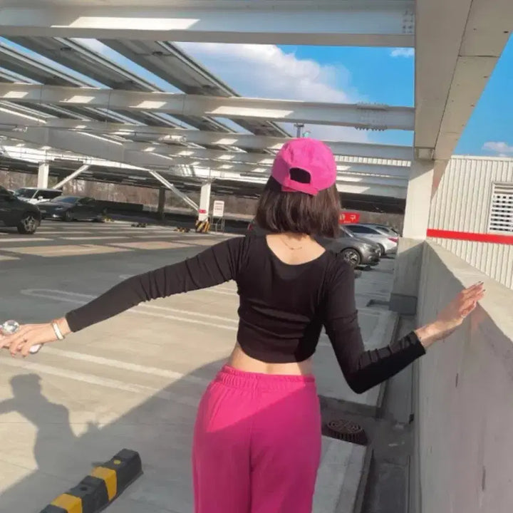 [BUNJANG] Rozelin Side Slit Crop Top / 로젤린-쫀쫀옆트임크롭티