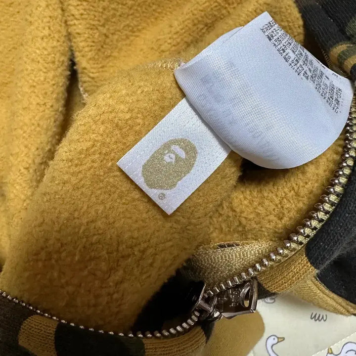 [BUNJANG] BAPE Shark Hoodie / 베이프 샤크후드