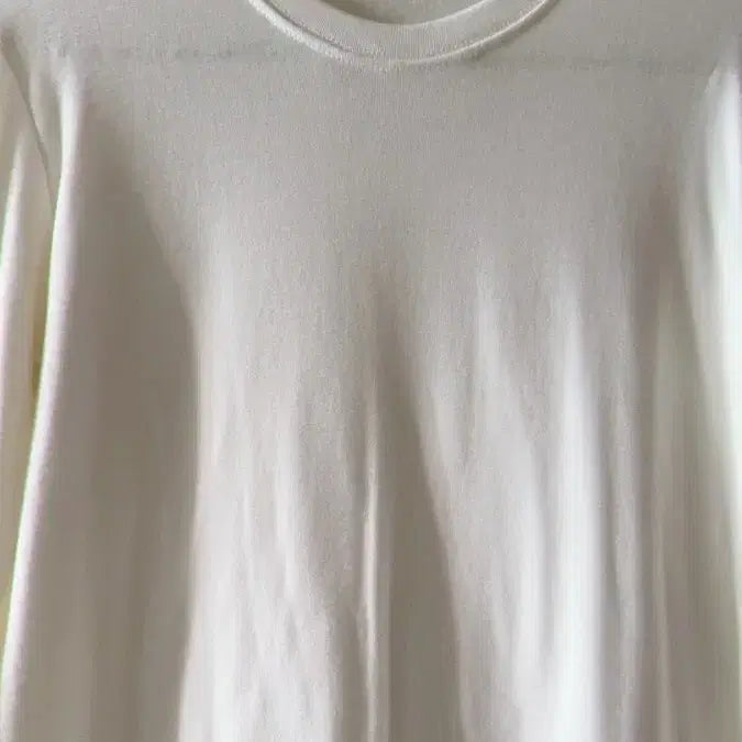 [BUNJANG] White Basic Long Sleeve T-shirt / 화이트 무지 긴팔 티셔츠 기본