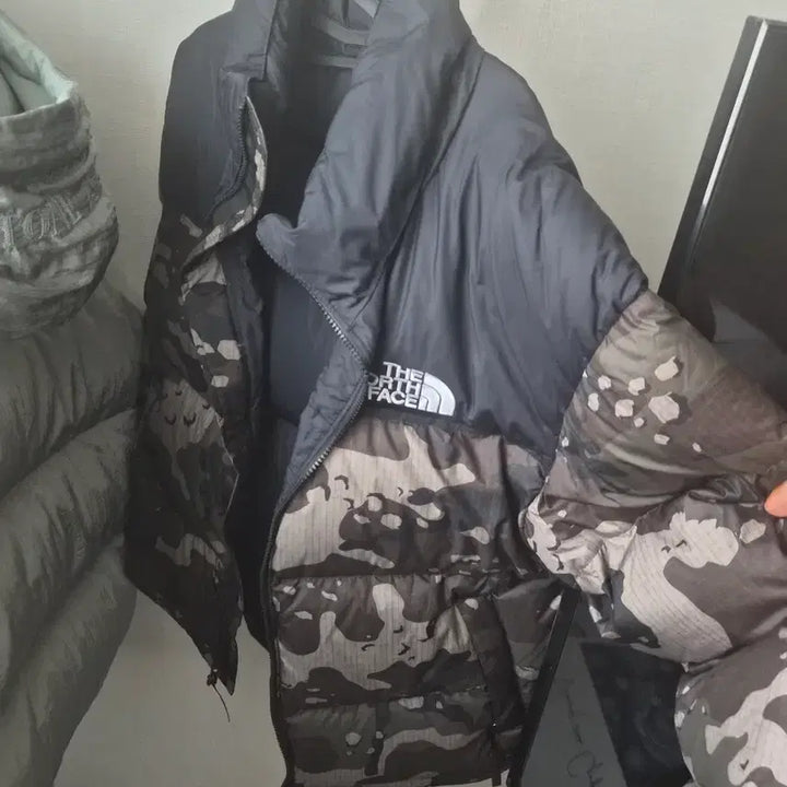 [BUNJANG] The North Face Camo Nuptse Jacket (L) / 노스페이스 카모 눕시 L사이즈 100사이즈시착제품