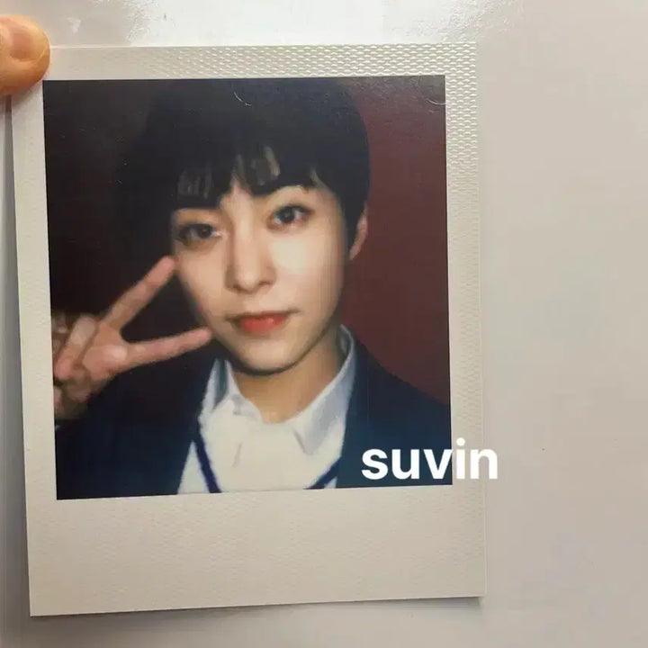 엑소 시우민 2024시그 폴라로이드