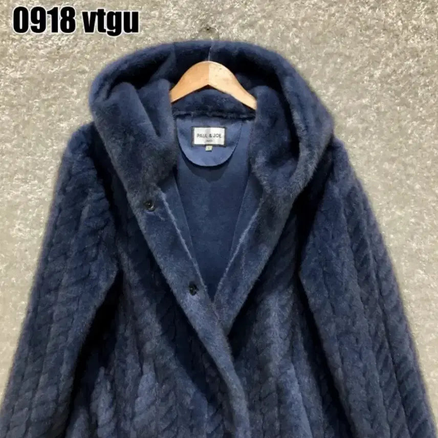 [BUNJANG] Paul & Joe Mink Fur Long Coat (Size 88) / 폴앤조 후드 밍크 코트 퍼 롱코트 88사이즈