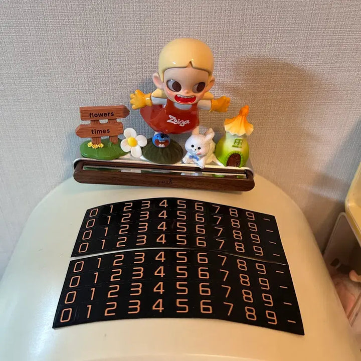 [BUNJANG] Zsiga Figure DIY Vehicle License Plate Display Item / 미사용Zsiga 정품 팝마트 지거 피규어 diy 차량번호판 진열품