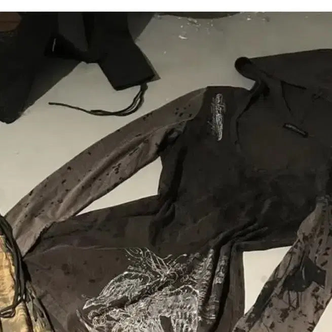 [BUNJANG] Death Rides Vintage Cubic Top Hoodie / 데스라이즈 빈티지 후드 큐빅탑 블랙