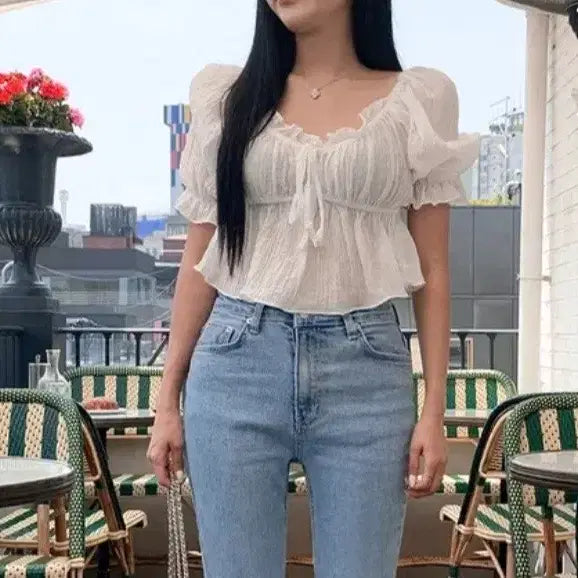 [BUNJANG] Second Second Frill Crop Blouse / 세컨드세컨프릴크롭블라우스/히니크홀리퍼빗렌느슬로우앤드로렌하이10가트