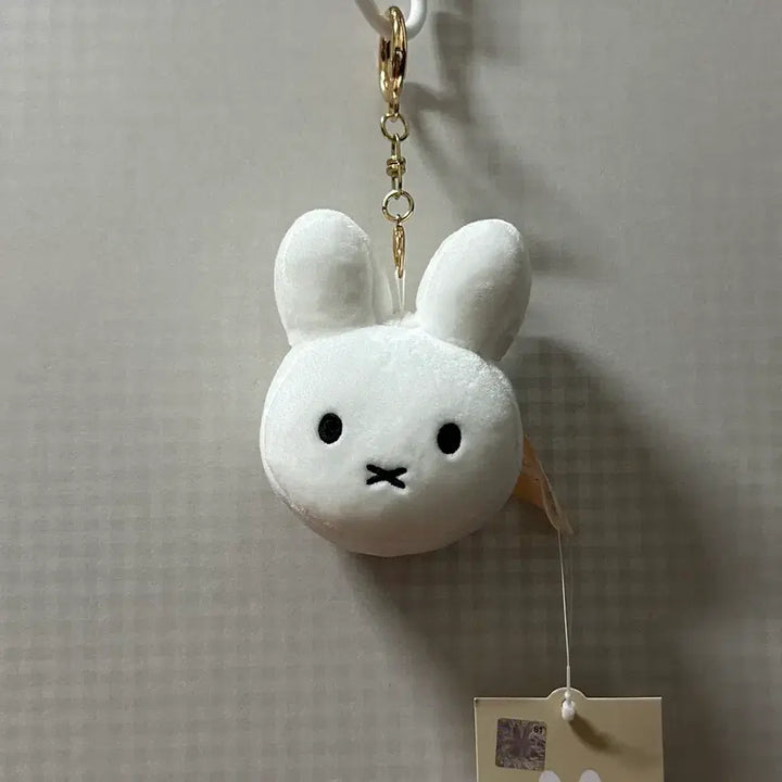 [SOLD OUT] <반택비 천원> 새상품) 미피 얼굴 모찌 인형 키링 화이트