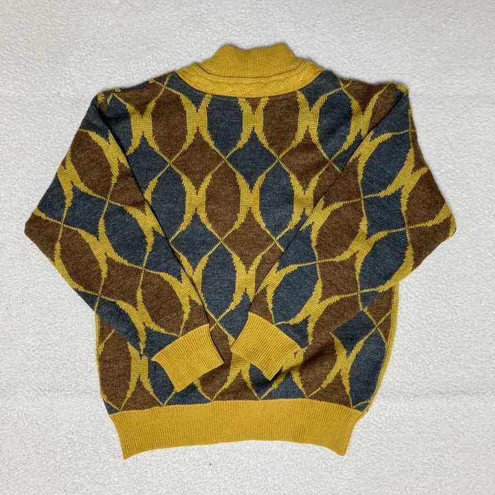 [BUNJANG] Raccoon Patch Layered Knit / 라쿤 패치 레이어드 니트