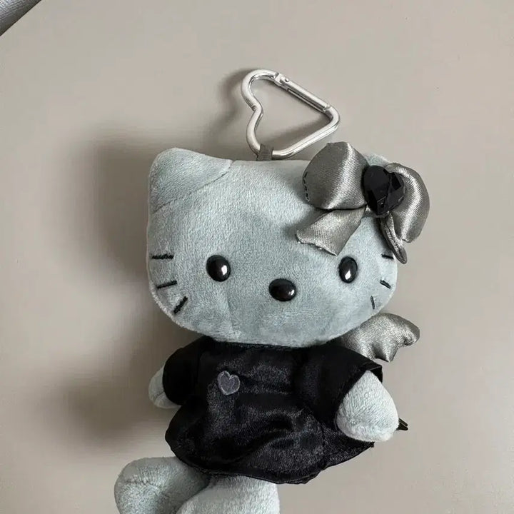 [BUNJANG] Sanrio Hello Kitty Black Angel Keyring / 산리오 헬로키티 블랙엔젤 키링