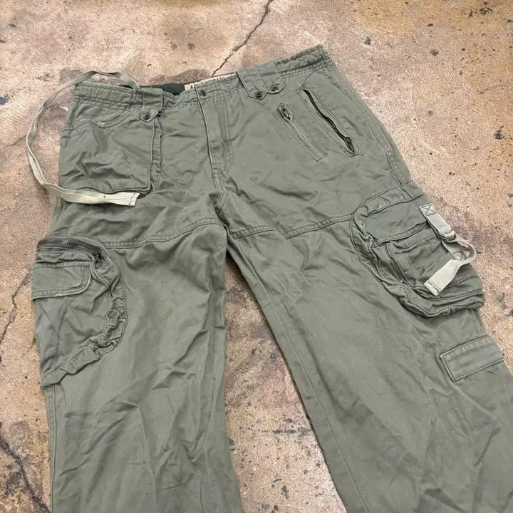 [BUNJANG] Abercrombie & Fitch Khaki Cargo Pants / [정품/30] 아베크롬비 카키색 카고 바지