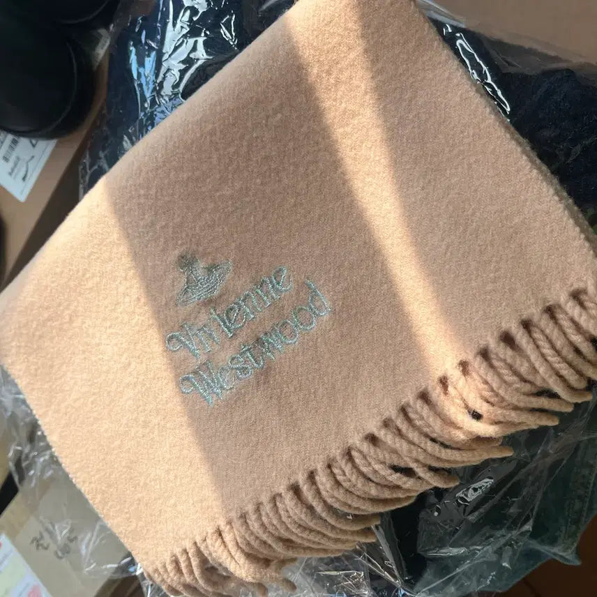 [BUNJANG] Vivienne Westwood Beige Camel Scarf / 비비안웨스트우드 머플러 베이지 카멜 / 목도리