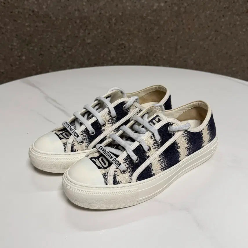 [BUNJANG] Dior Women's Walk'n'Dior Sneakers (Size 36.5) / [36.5사이즈]디올 여성 워크앤디올 스니커즈