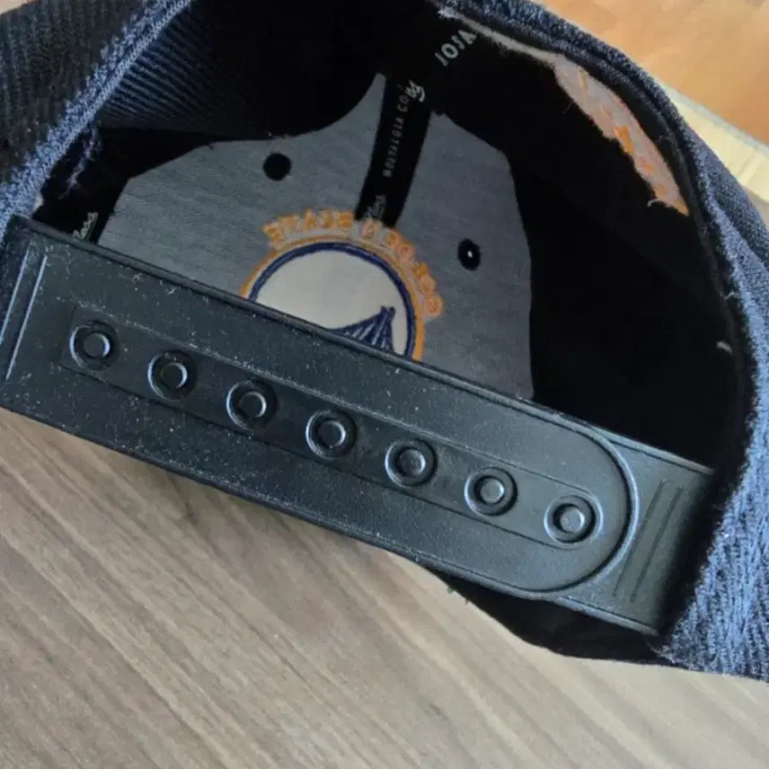 [BUNJANG] Warriors Embroidered Logo Snapback / 워리어스 자수로고 스냅백