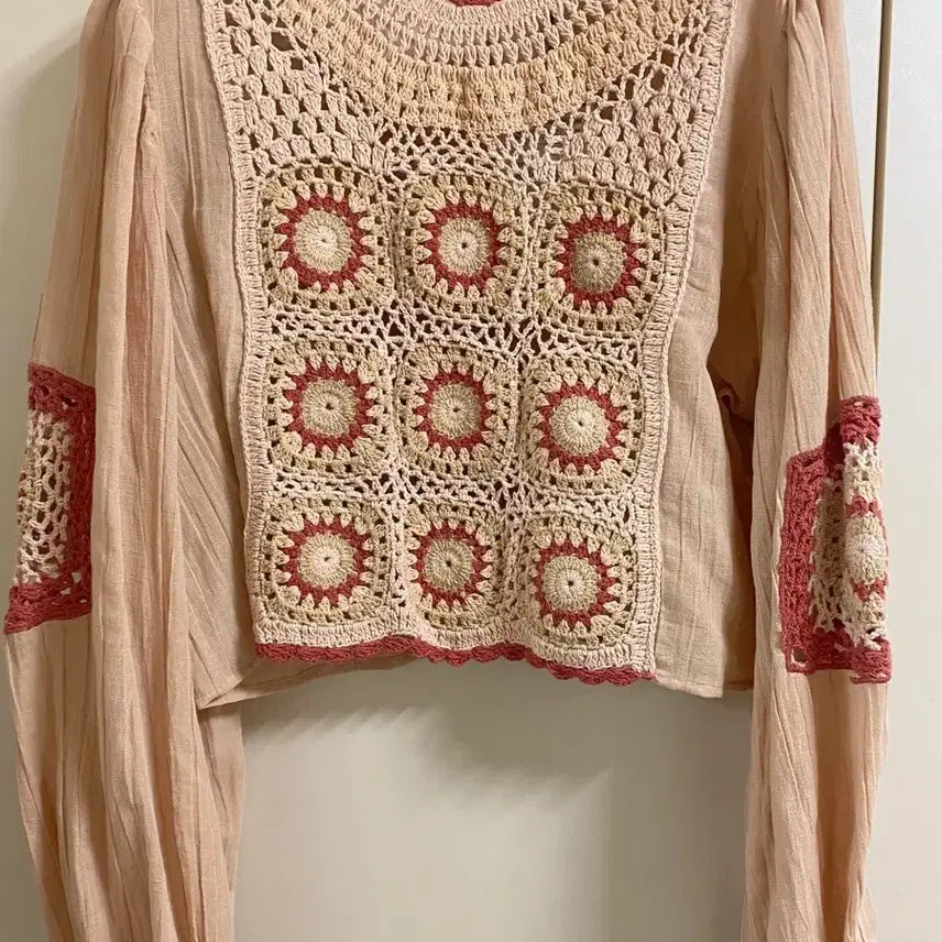 [BUNJANG] Zara S Crocheted Blouse / 자라 택있는 새상품 크로셰 블라우스, 에스닉 블라우스 s사이즈