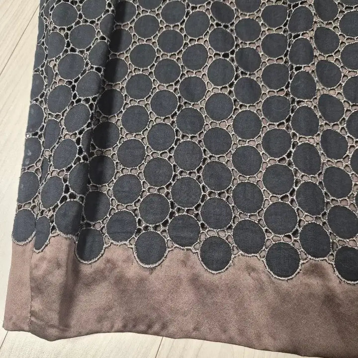 [BUNJANG] TIME Postmodern Circle Lace Midi Skirt / TIME  타임 포스트모던 서클 레이스 배색 미디 스커트