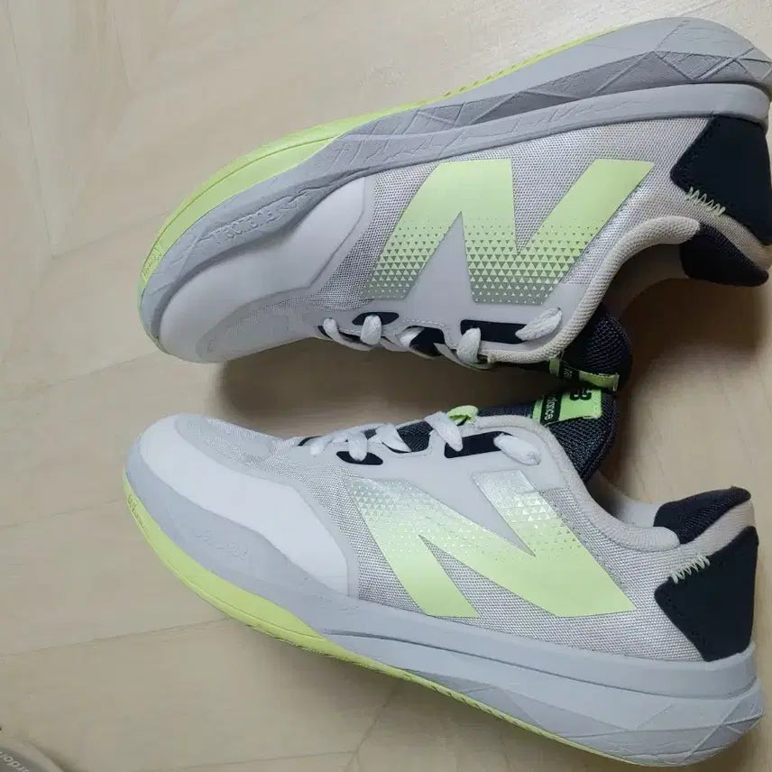 [BUNJANG] New Balance Revolution MCH796W4 Sneakers / 뉴발란스  레볼루션 MCH796W4 255mm