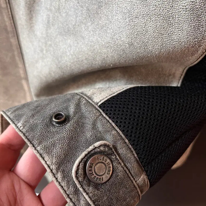 [BUNJANG] FUBU 2004 Leather Jacket / FUBU 2004 산양가죽 더티워싱 Y2K 레더자켓