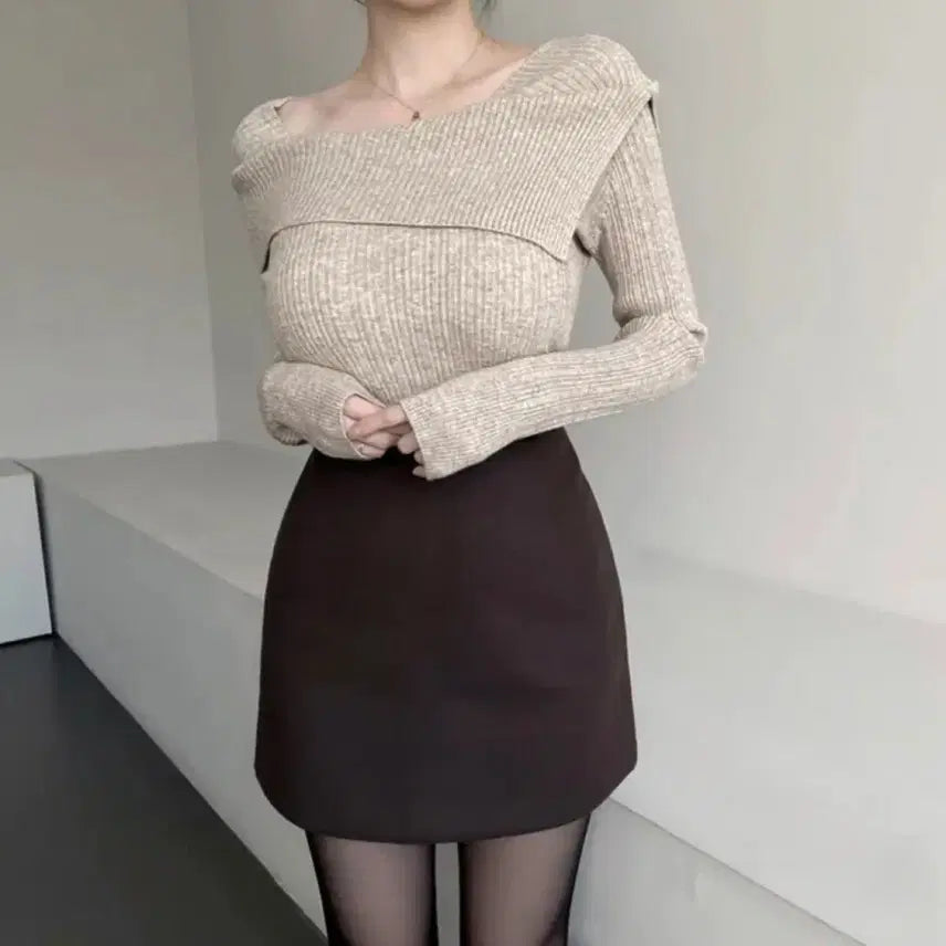 [BUNJANG] Yeri Square Neck Knit / 새상품 여리 스퀘어넥 니트