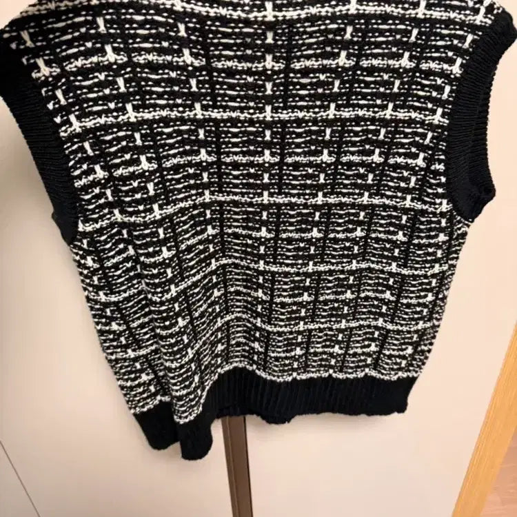 [BUNJANG] LAP Knit Vest / LAP 브랜드 니트 예쁜 조끼 445566 사이즈 정도
