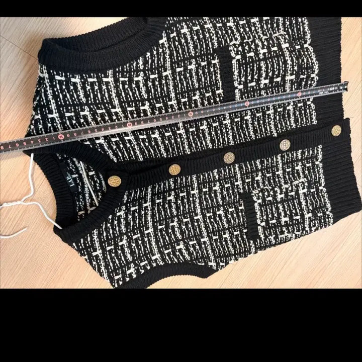 [BUNJANG] LAP Knit Vest / LAP 브랜드 니트 예쁜 조끼 445566 사이즈 정도