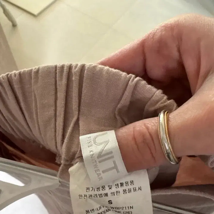 [BUNJANG] UNIT 베이지 , 연분홍 와이드 팬츠 S 일괄 / UNIT 베이지 , 연분홍 와이드 팬츠 S 일괄