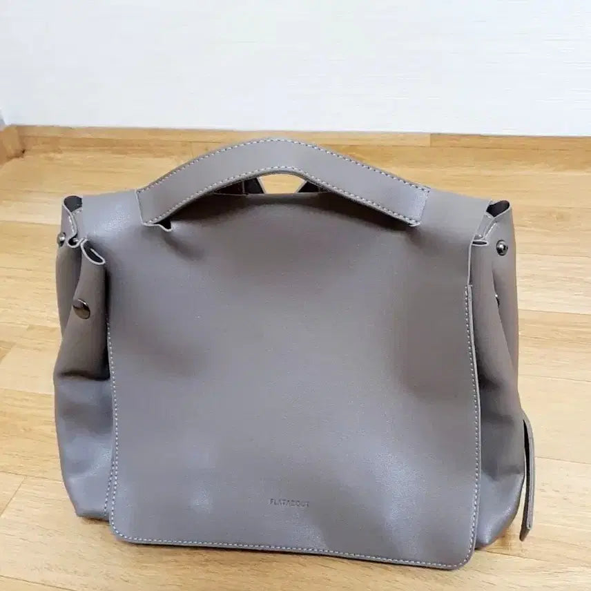 [BUNJANG] Flat About Gray Charcoal Backpack Shoulder Bag / [새상품]플랫어바웃 그레이차콜 백팩 숄더백