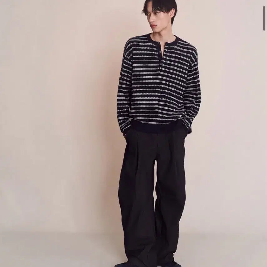 [BUNJANG] Poker Face Cable Stripe Henley Neck Knit / [포커페이스 케이블 스트라이프 헨리넥 니트] 50 size
