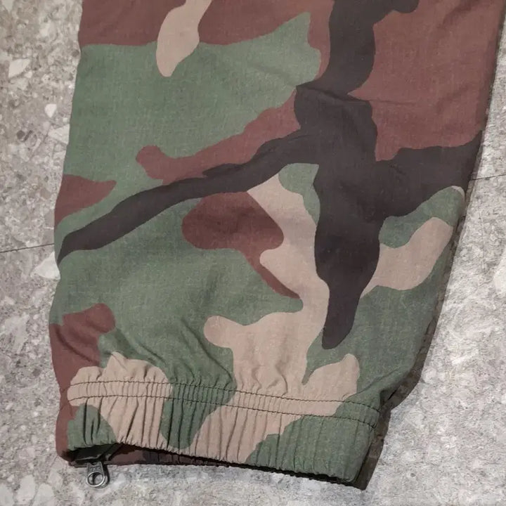 [SOLD OUT] 디스이즈네버댓 나일론 카모 조거 팬츠 (S)