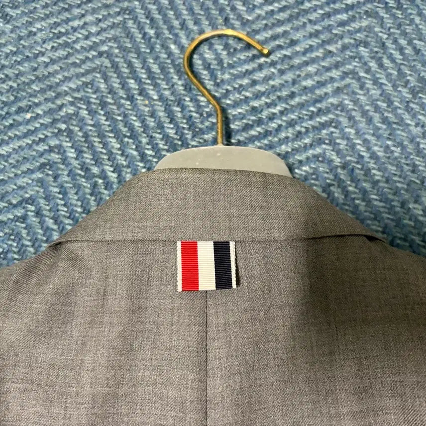 [BUNJANG] Thom Browne Classic Mid Gray Suit Size 1 / 톰브라운 클래식 미드그레이 수트 1사이즈