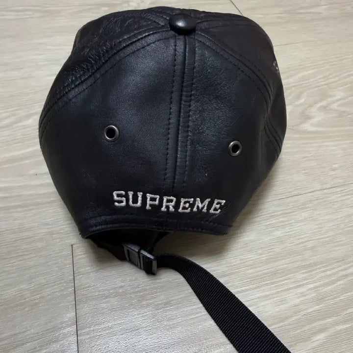 [SOLD OUT] (OS)슈프림x노스페이스 레더 캠프캡 팝니다