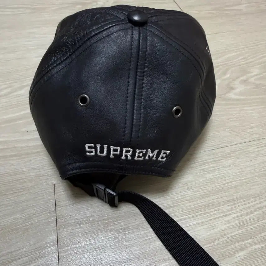 [SOLD OUT] (OS)슈프림x노스페이스 레더 캠프캡 팝니다