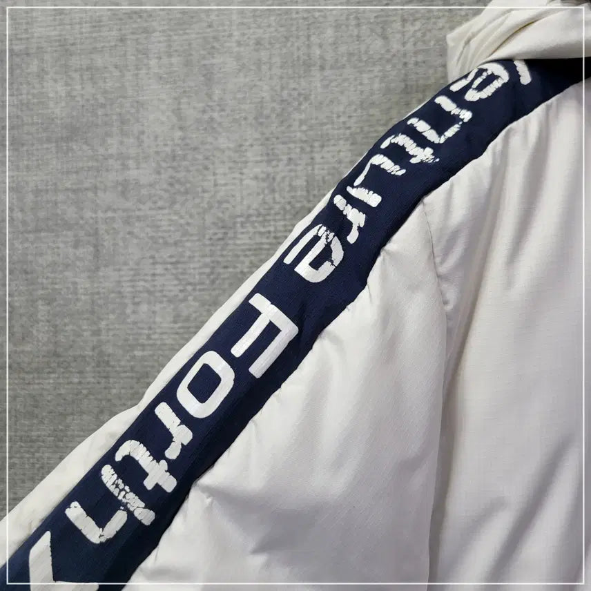 [BUNJANG] Discovery White Duck Down Heavy Long Padding (Women's 90) / 11. 디스커버리 화이트 덕다운 해비롱패딩 여성90