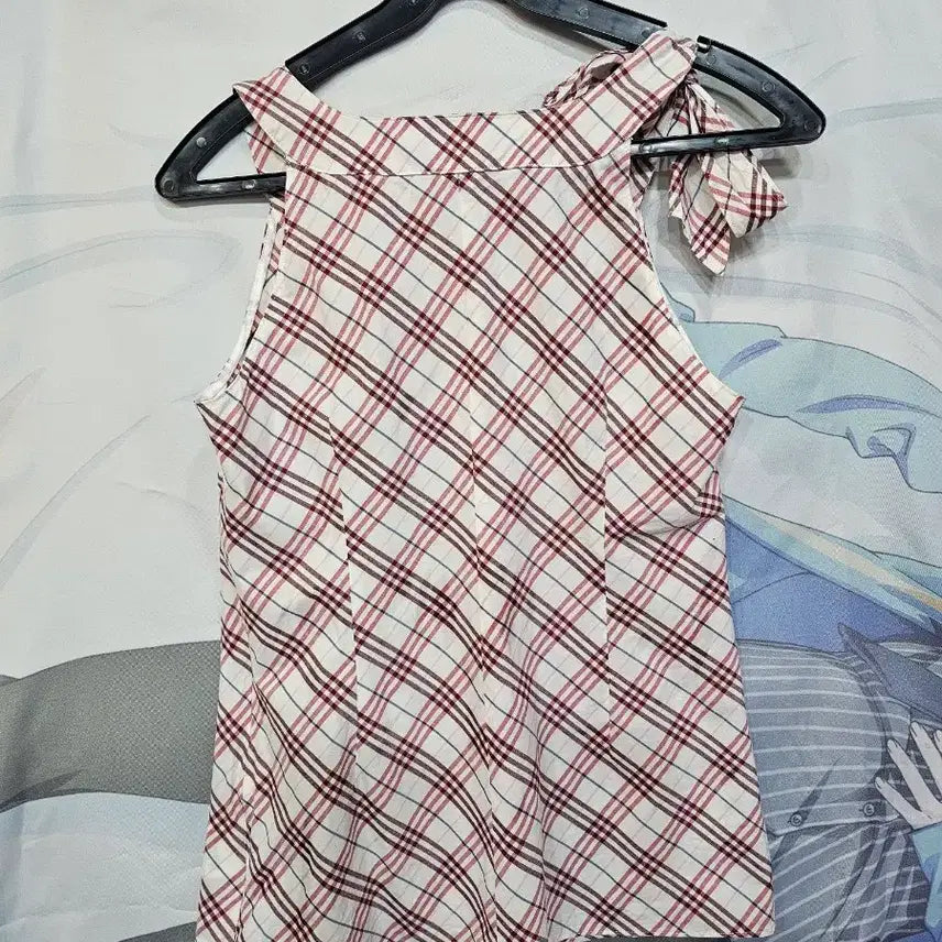 [BUNJANG] Burberry Check Pattern Sleeveless Blouse / 버버리 체크 나시 블라우스