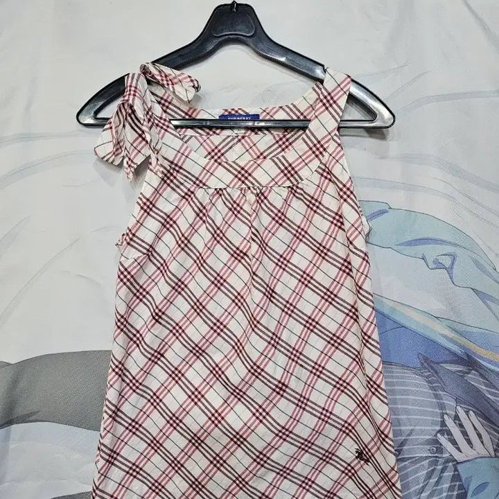 [BUNJANG] Burberry Check Pattern Sleeveless Blouse / 버버리 체크 나시 블라우스