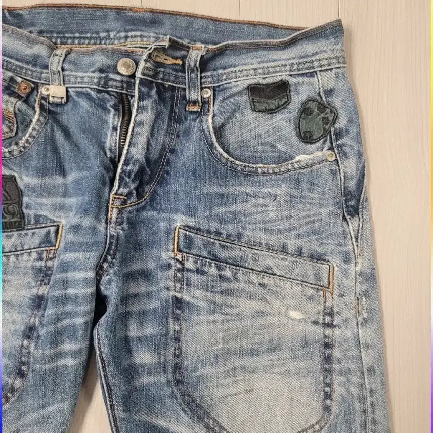 [BUNJANG] Armani Exchange AX Distressed Denim Jeans / 아르마니 익스체인지AX소재 빈티지 워시드 데님 팬츠 찢청패치 포인트
