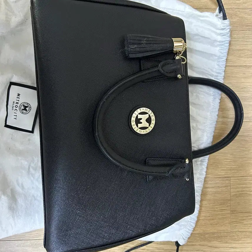 [BUNJANG] Metro City Black Tote Bag / 메트로시티 블랙 토트백 가방