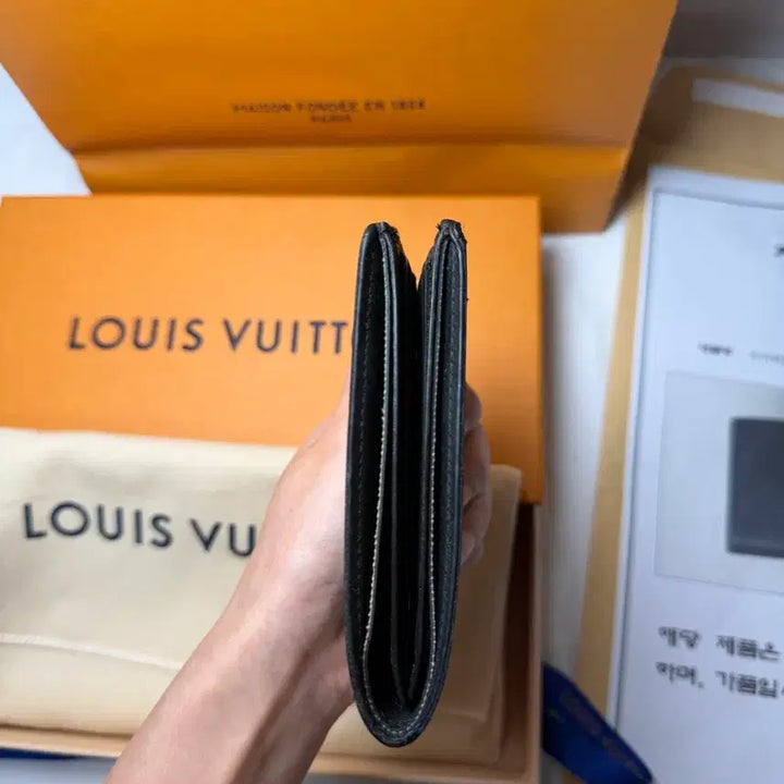 [SOLD OUT] [A급/정품]루이비통 슬렌더 월릿 모노그램 이클립스 풀박스