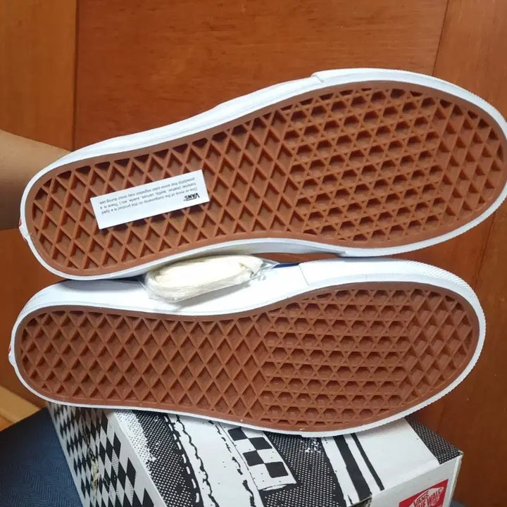 [BUNJANG] Vans Leather Sneakers / 반스 소가죽 265 270 275 280 스니커즈 운동화 새상품