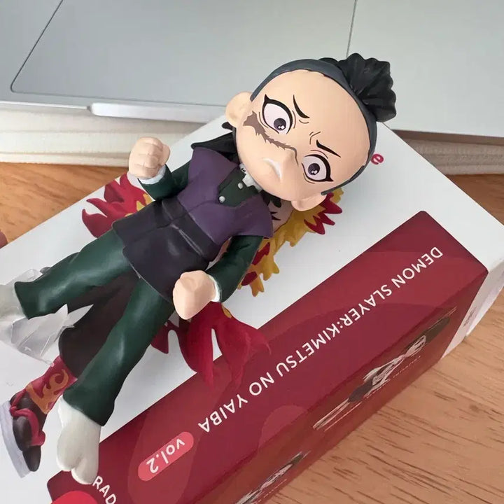 [BUNJANG] Demon Slayer Genya Palverse Figure / 귀멸의 칼날 겐야 팔버스 피규어