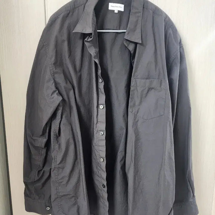 [BUNJANG] Steady Eveywhere Relaxed Shirt Dark Gray F / 스테디에브리웨어 릴렉스드 셔츠 다크그레이 F