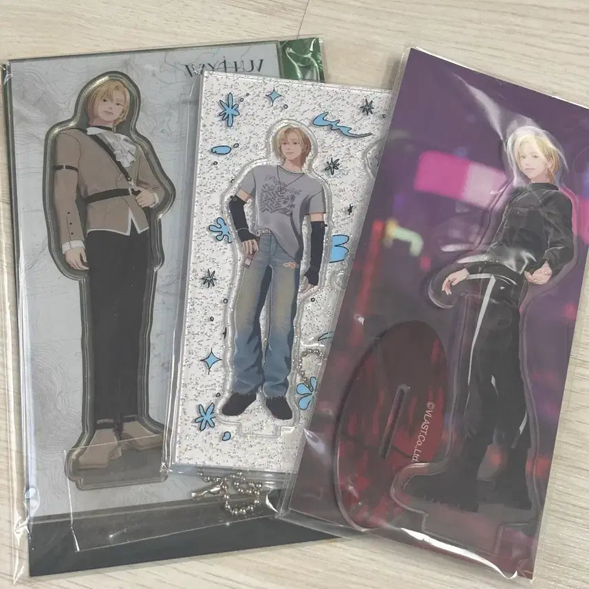 미개봉) 노아 아크릴스탠드 W4L, Dash, 카쿠렌보 일괄 양도