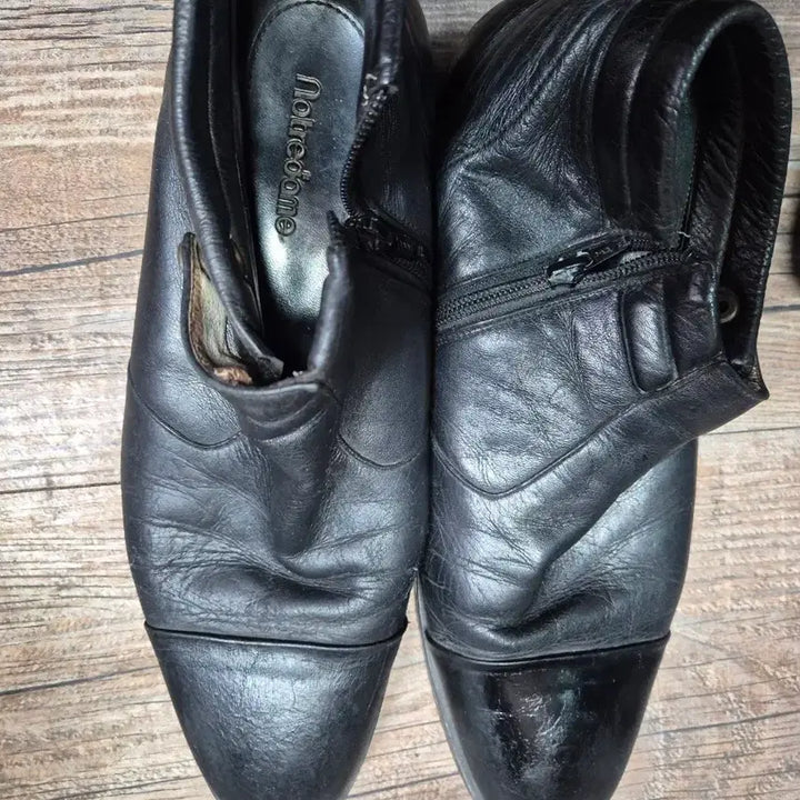 [BUNJANG] Black Leather Ankle Boots 270 / 노트르담 블랙 가죽 앵클 부츠270