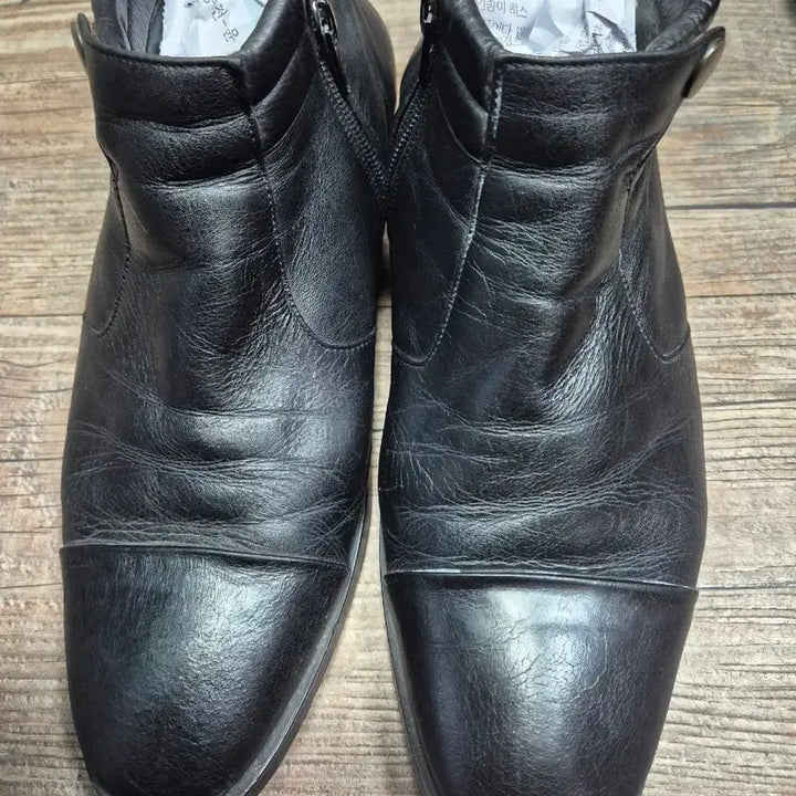 [BUNJANG] Black Leather Ankle Boots 270 / 노트르담 블랙 가죽 앵클 부츠270