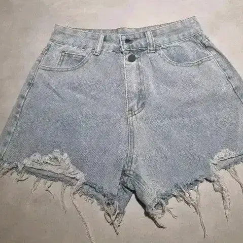 [BUNJANG] Denim Shorts S / 연청 데미지 컷팅 데님 반바지 S