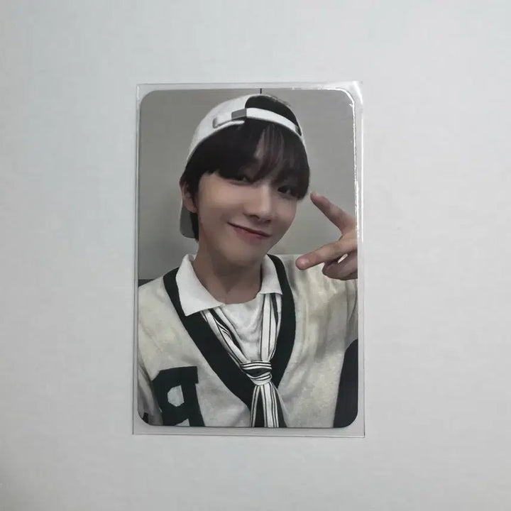 [BUNJANG] BOYNEXTDOOR Woonhak Dear My Muse Photocard / 보이넥스트도어 운학 포카 양도