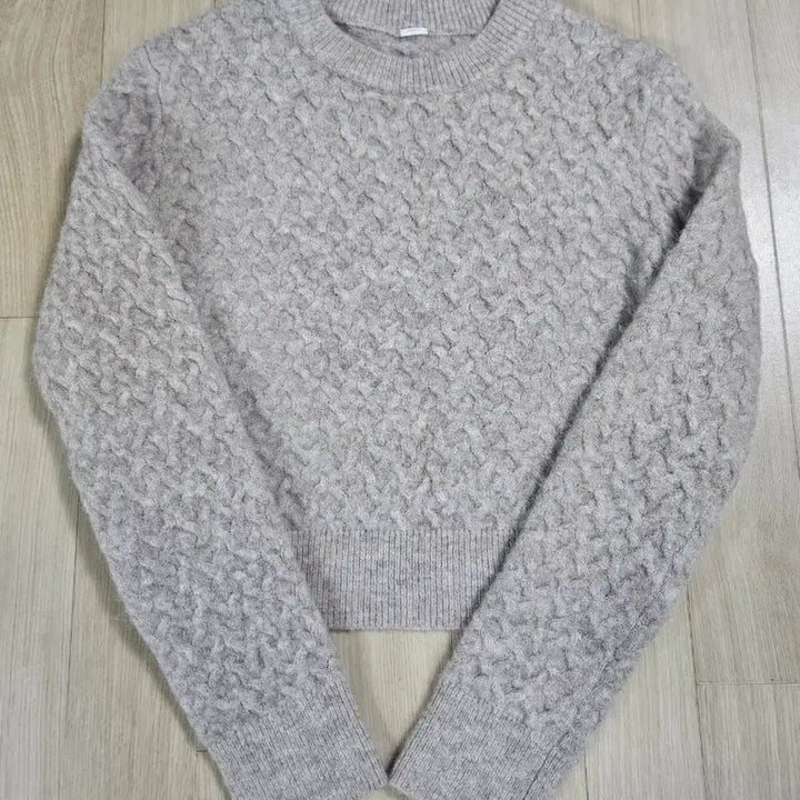 [BUNJANG] Lululemon Light Gray Knit Sweater XS / 룰루레몬 라이트 그레이 꽈배기 니트 XS
